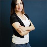 Laureata in servizi giuridici in Italia e laureanda in Canada in international business management